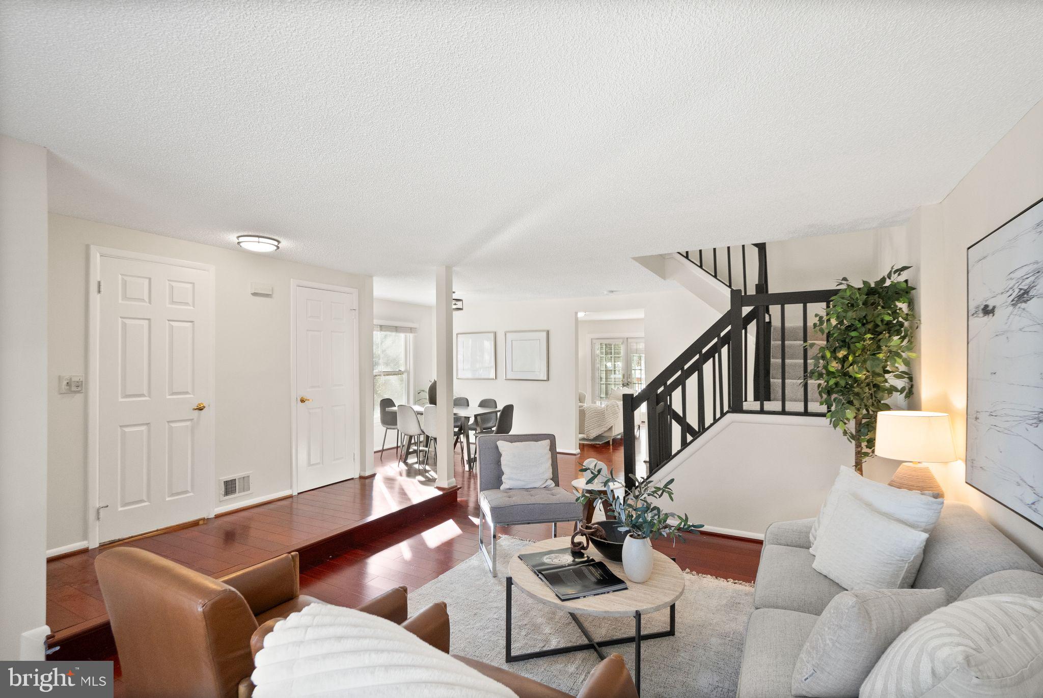 1443 Newport Spring Ct