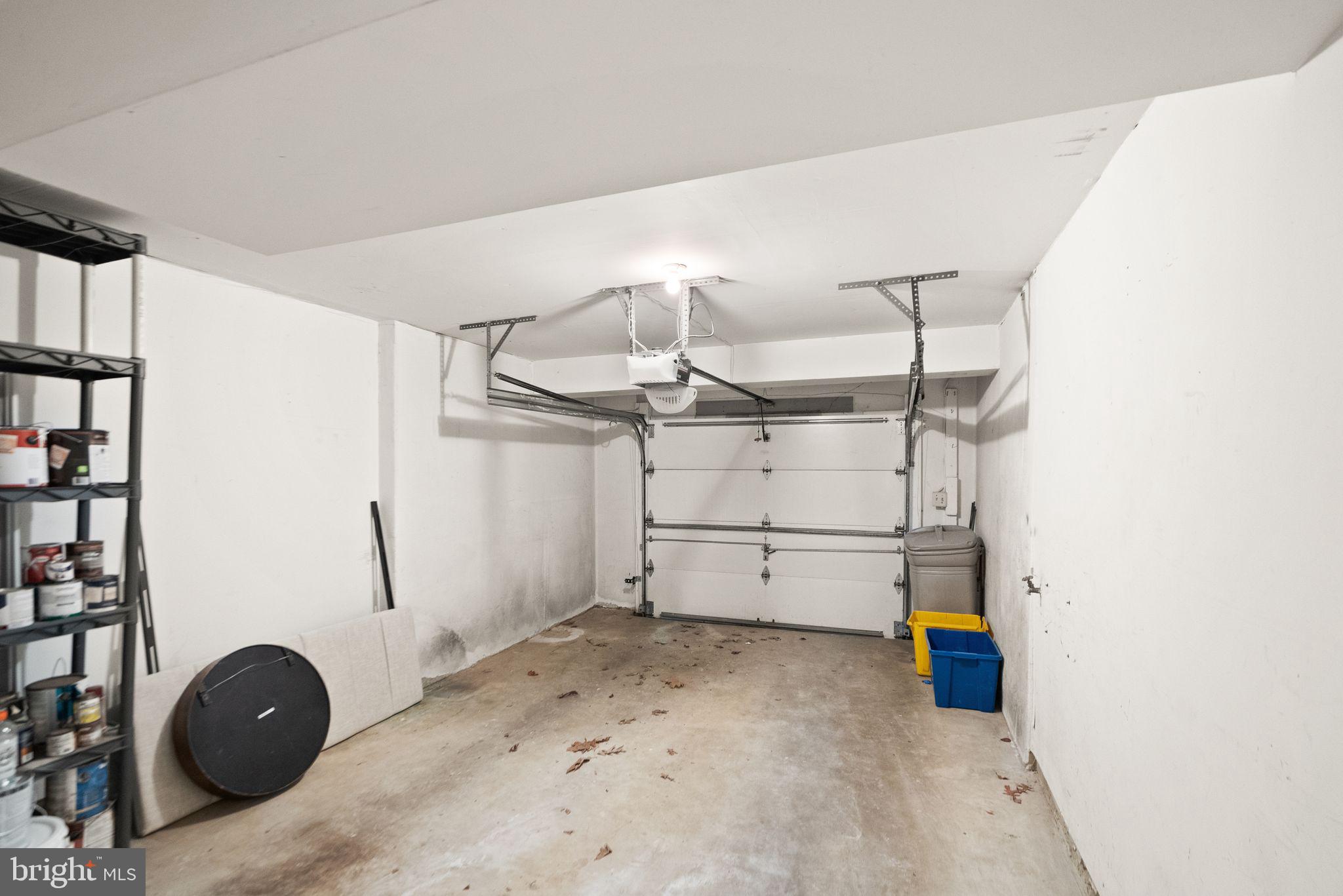 1443 Newport Spring Ct