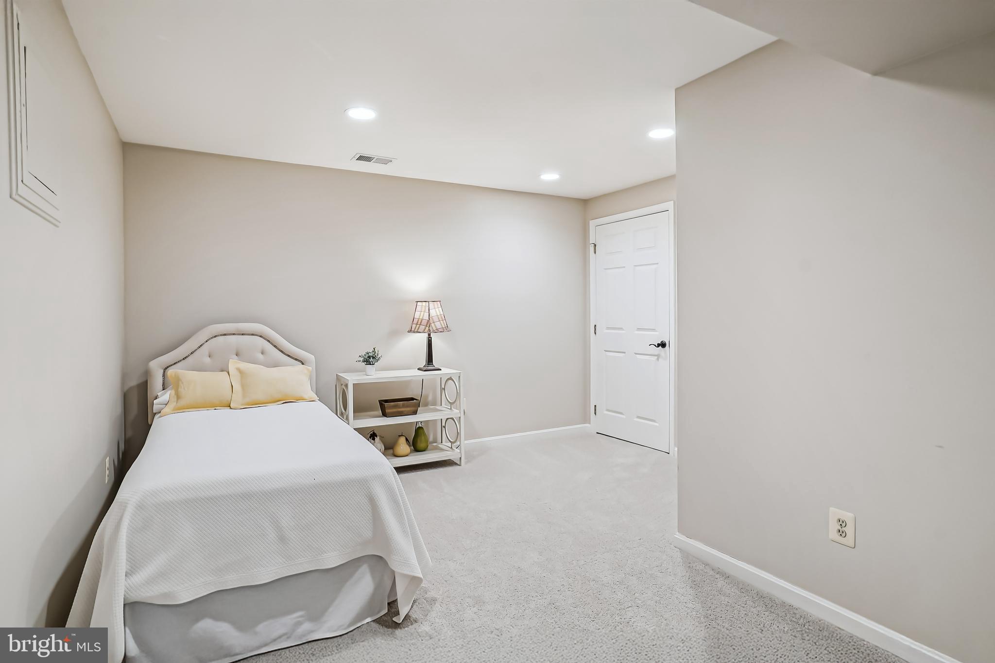 3416 Valewood Dr
