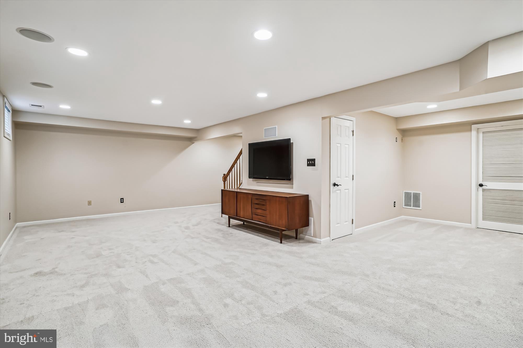 3416 Valewood Dr
