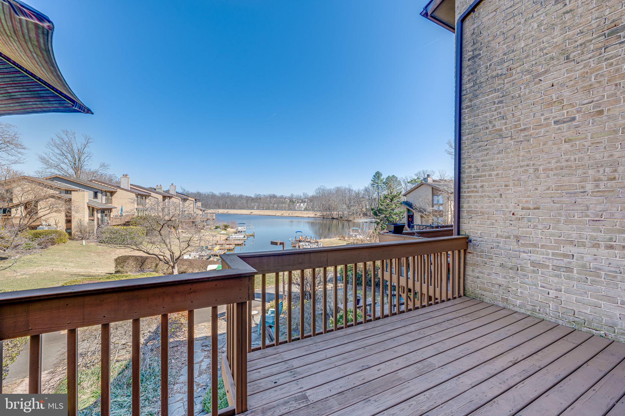 11222 LAGOON LN