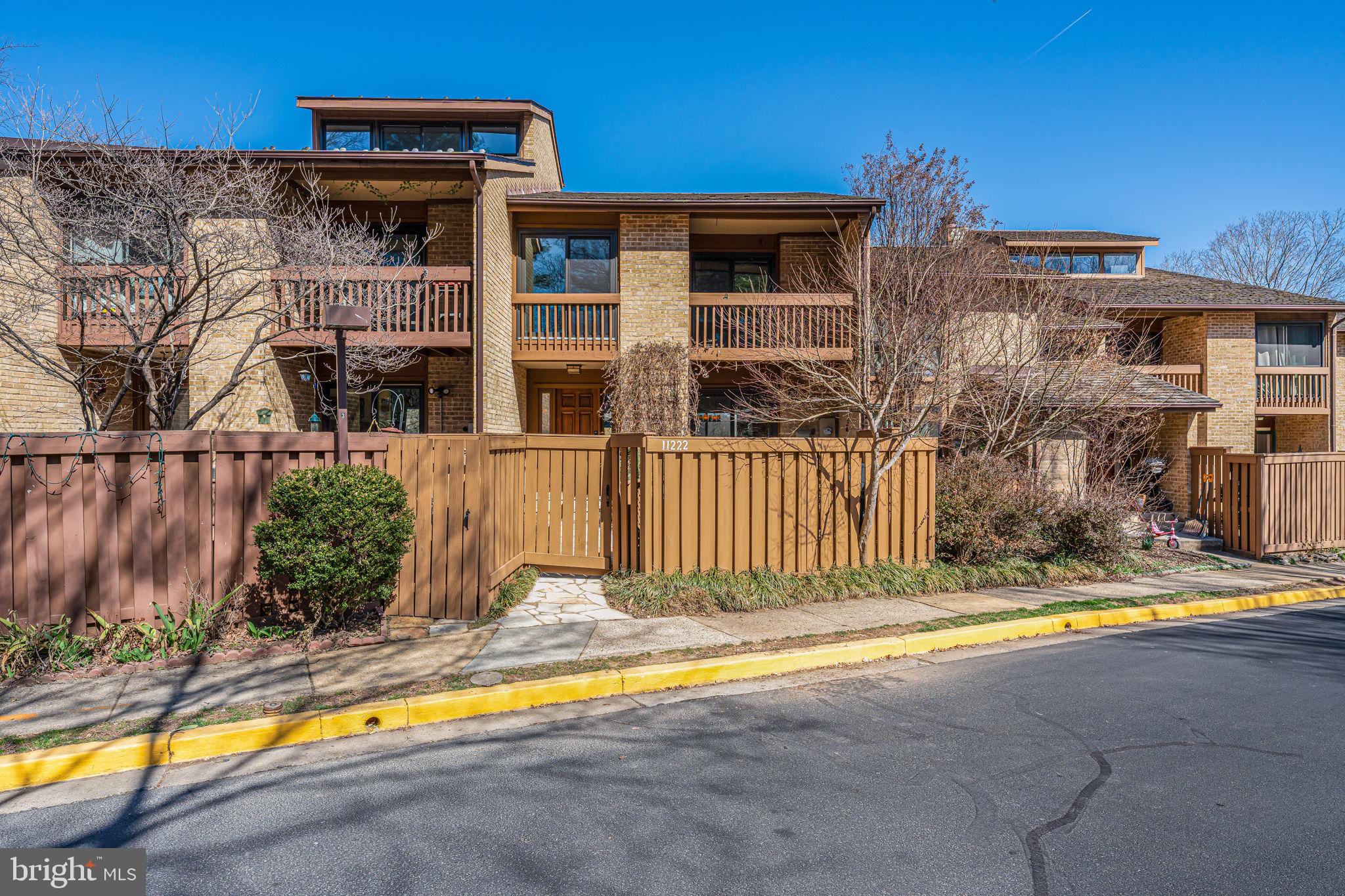11222 LAGOON LN