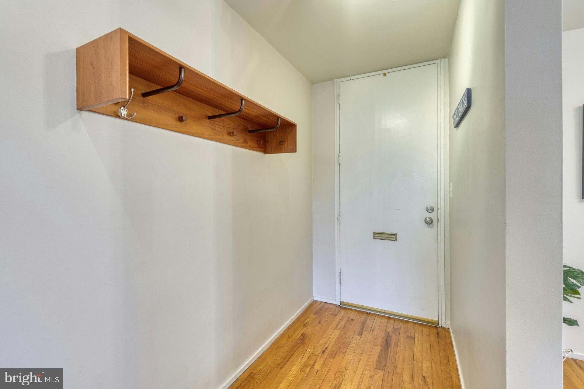 11459 Washington Plz W