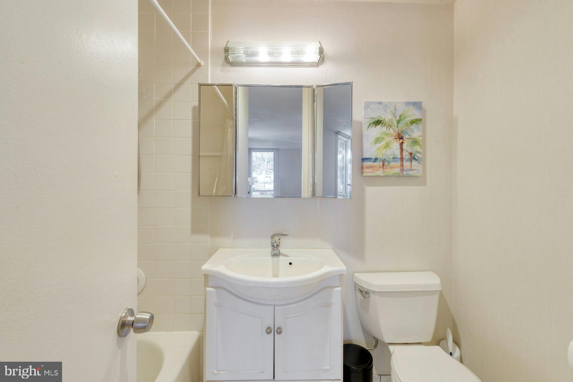 11459 Washington Plz W