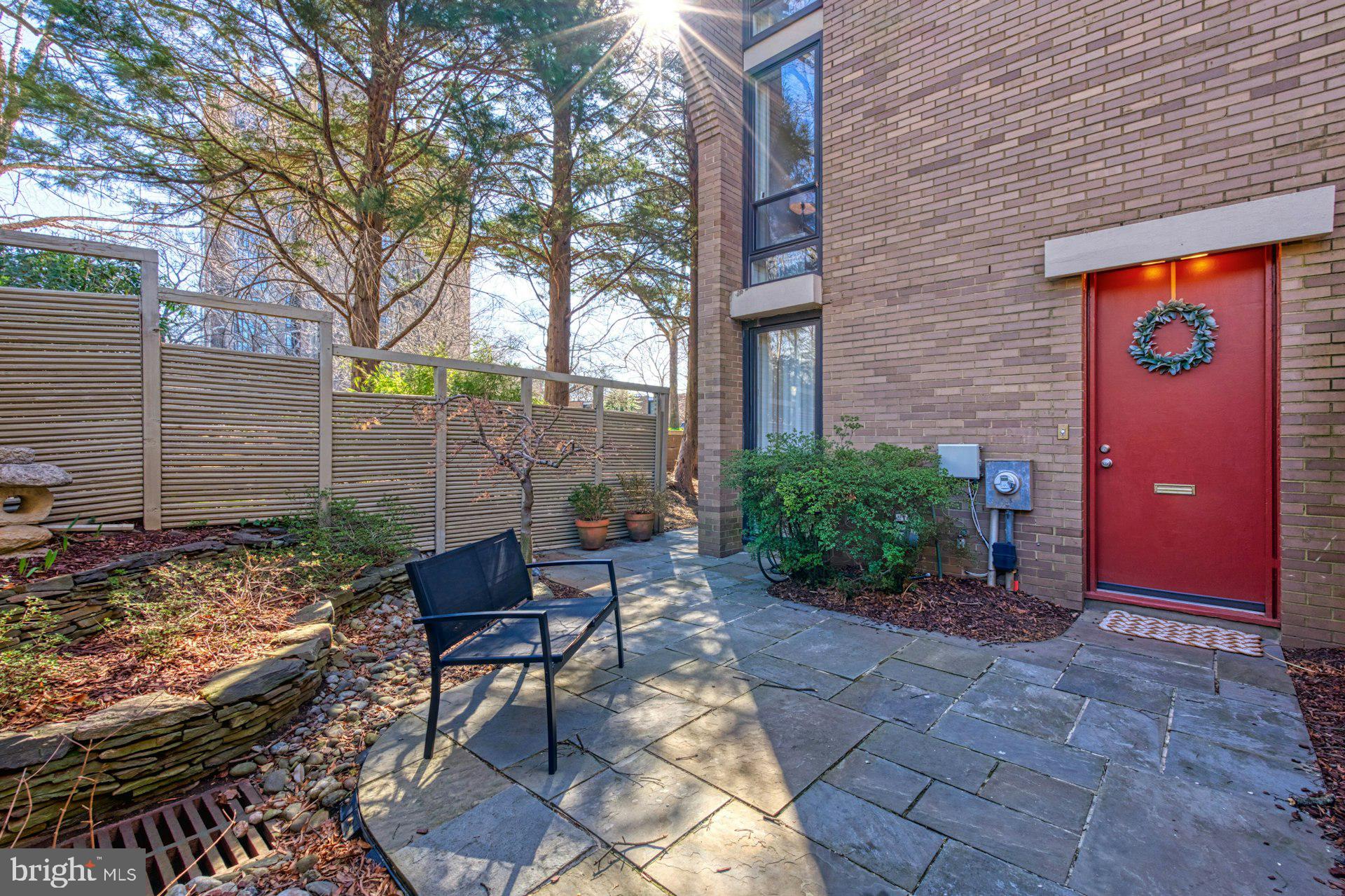 11459 Washington Plz W