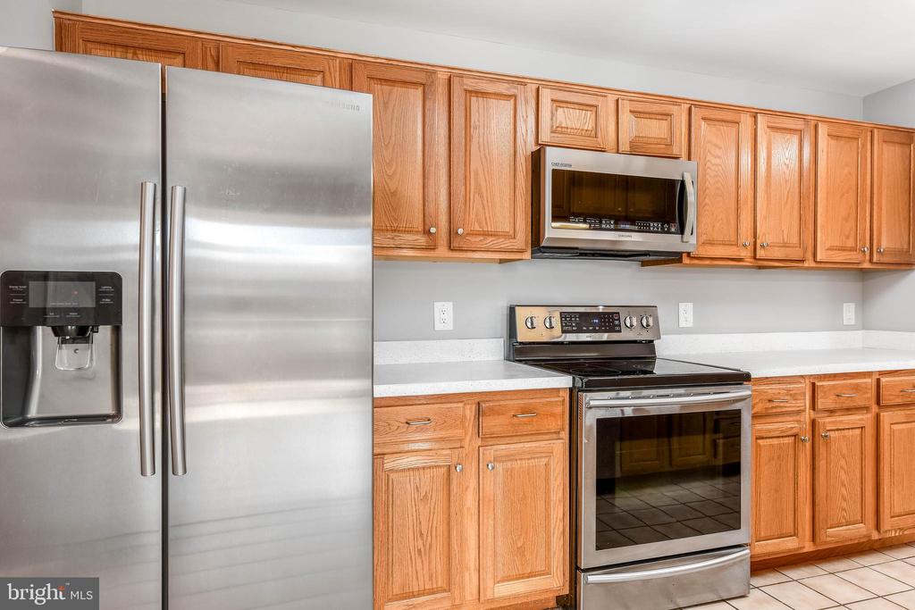 4126 MONUMENT COURT L 302