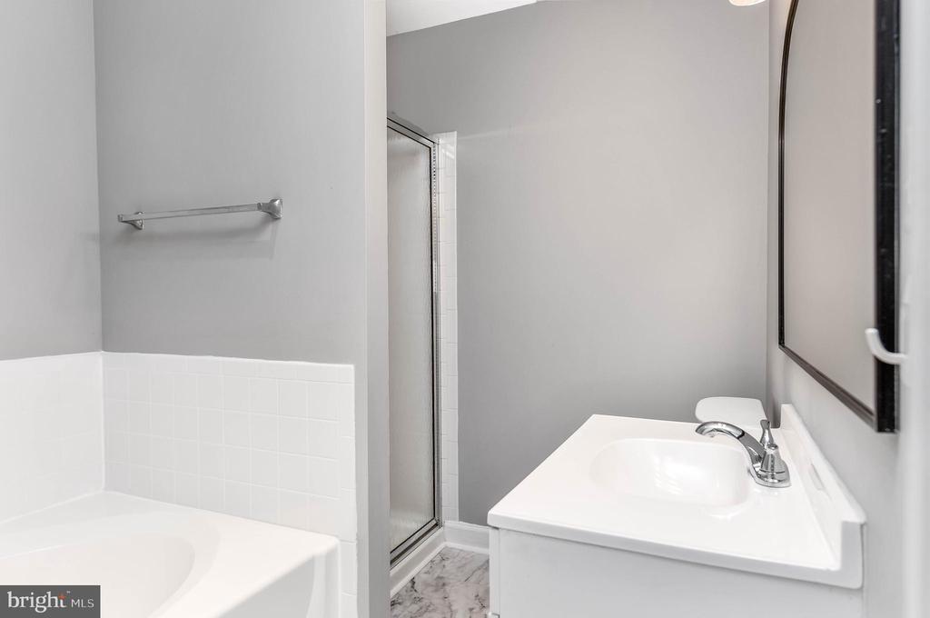4126 MONUMENT COURT L 302