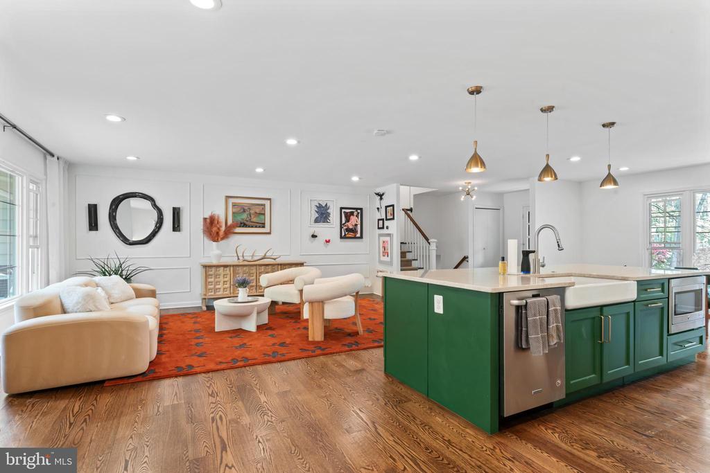 11612 Sourwood Ln