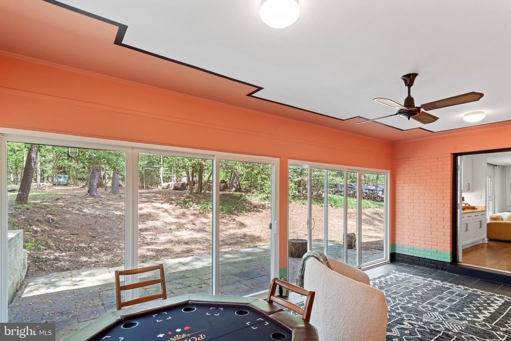 11612 Sourwood Ln