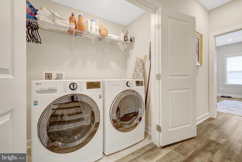 109 Market Sq NW #33