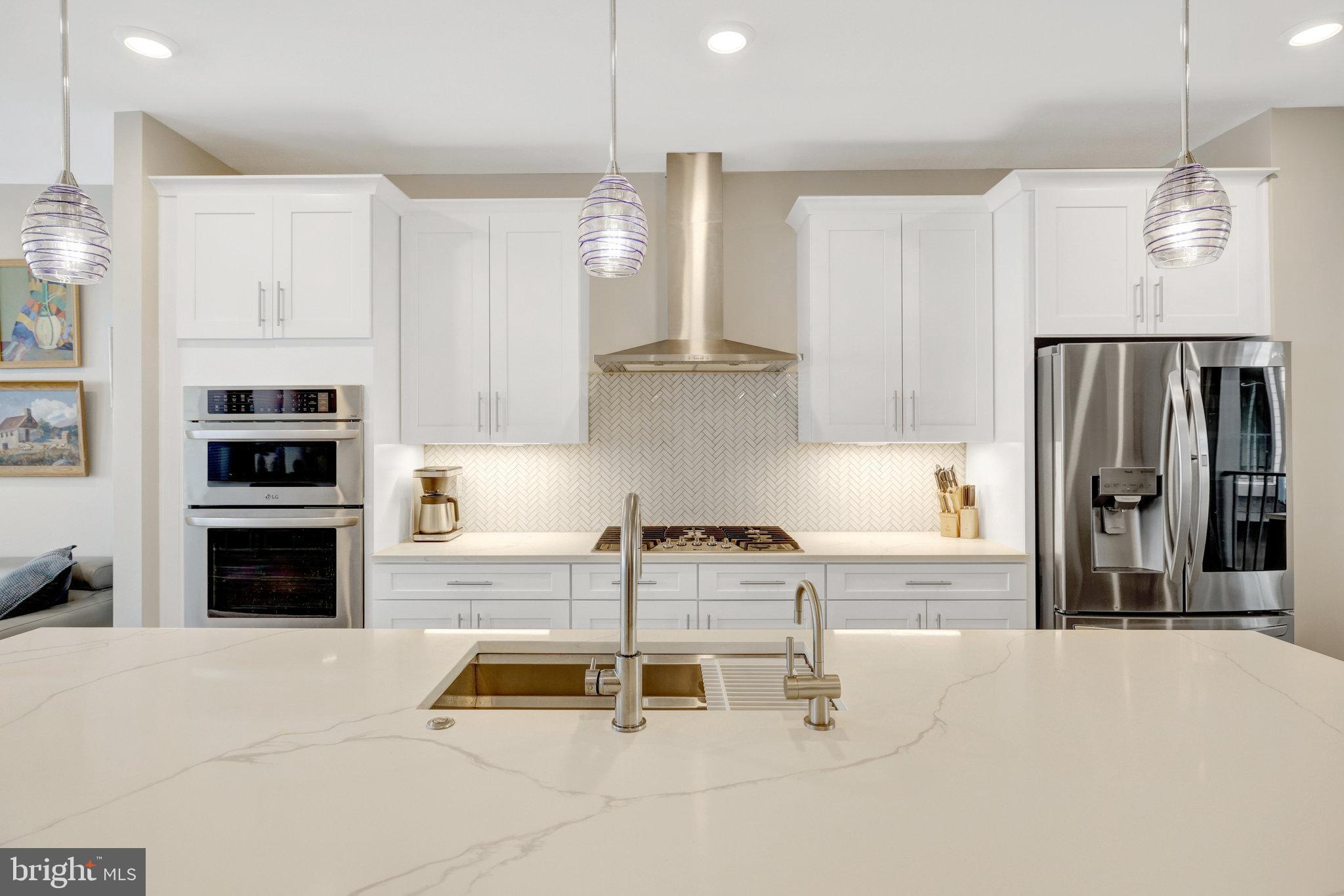 109 Market Sq NW #33