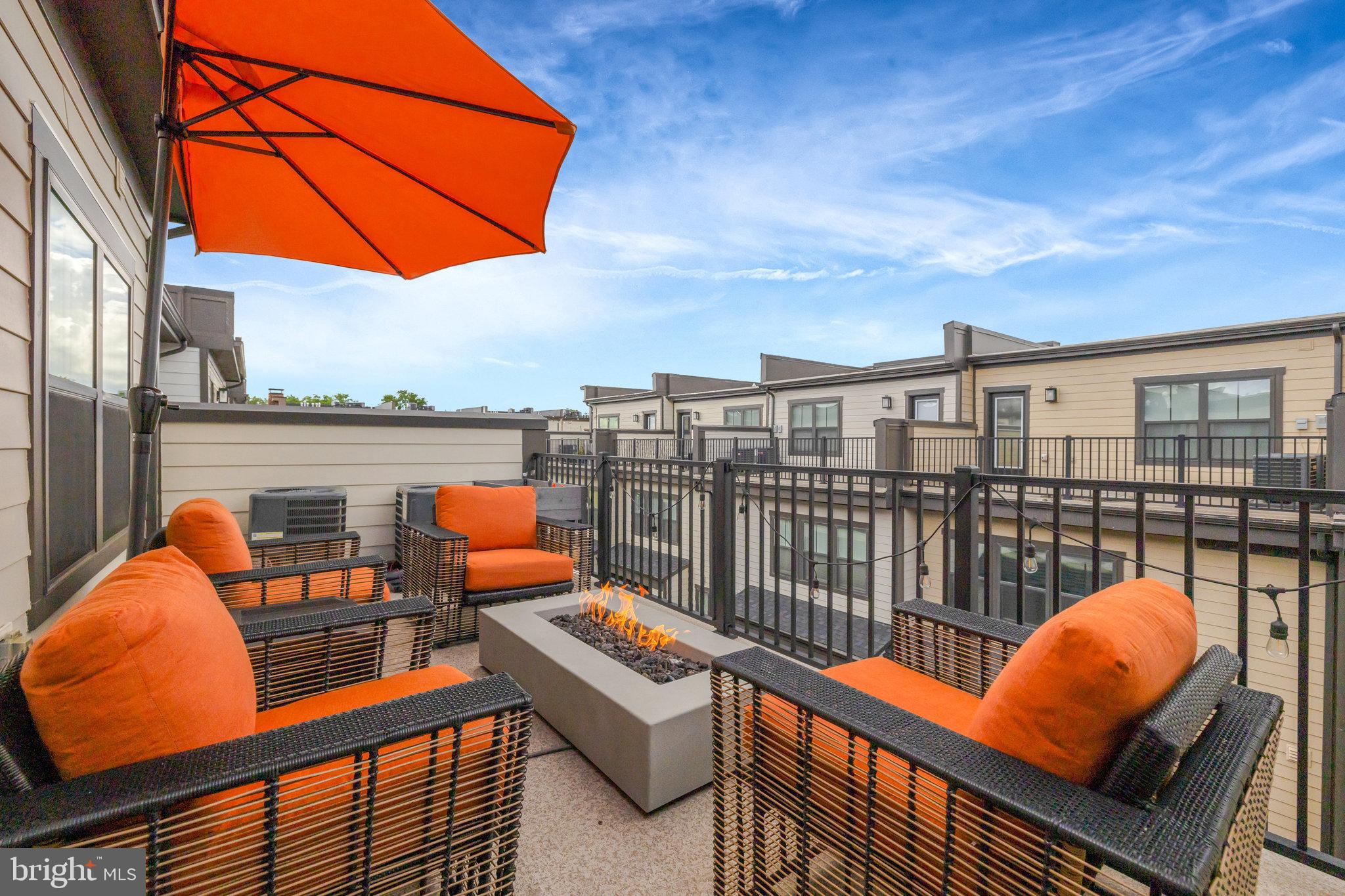 109 Market Sq NW #33