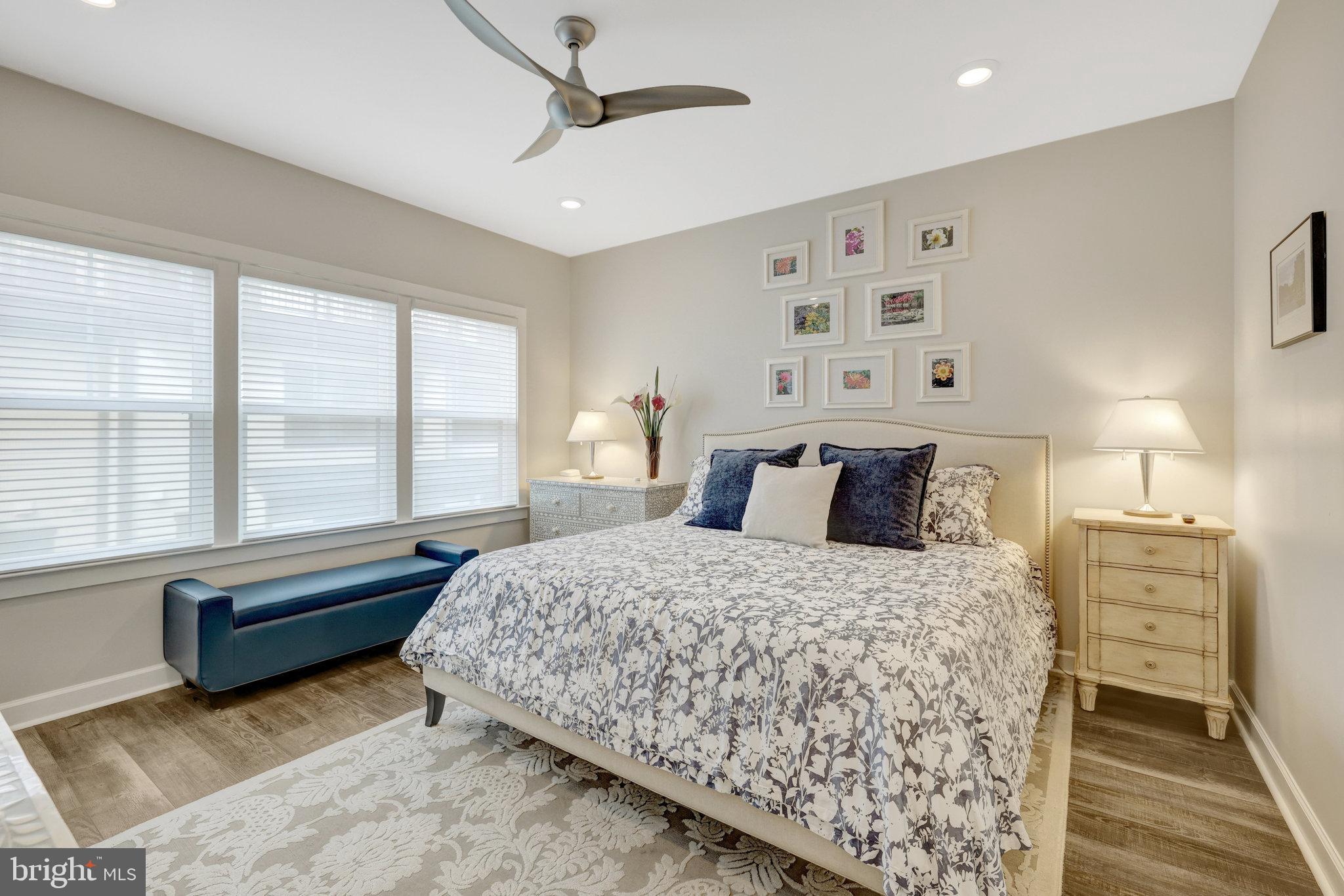 109 Market Sq NW #33