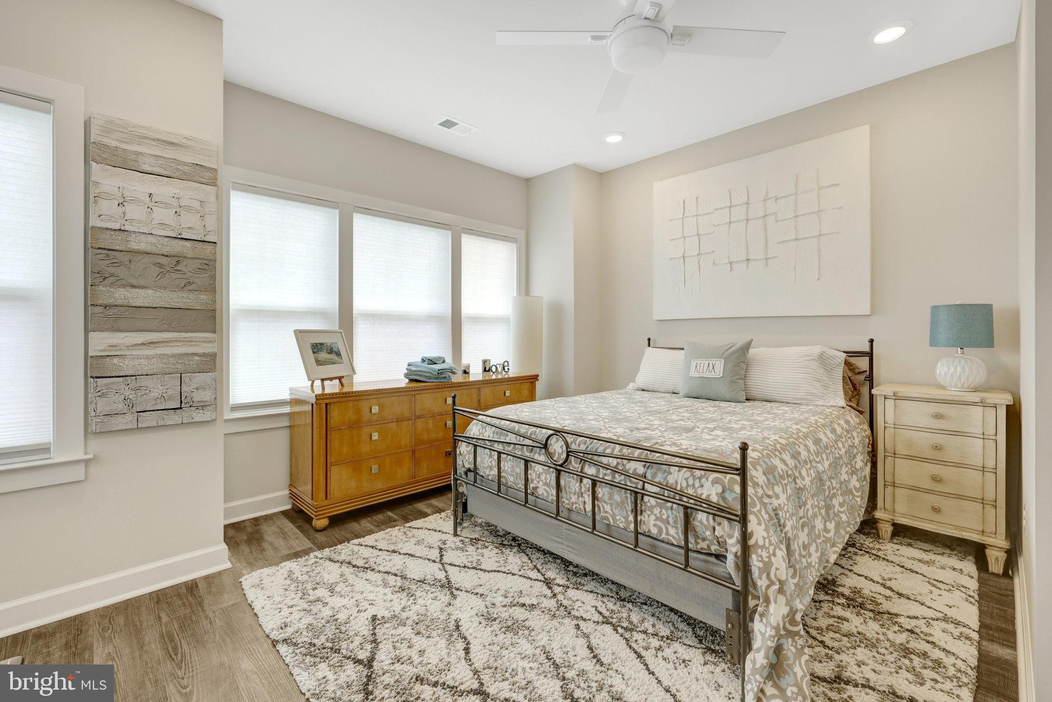 109 Market Sq NW #33