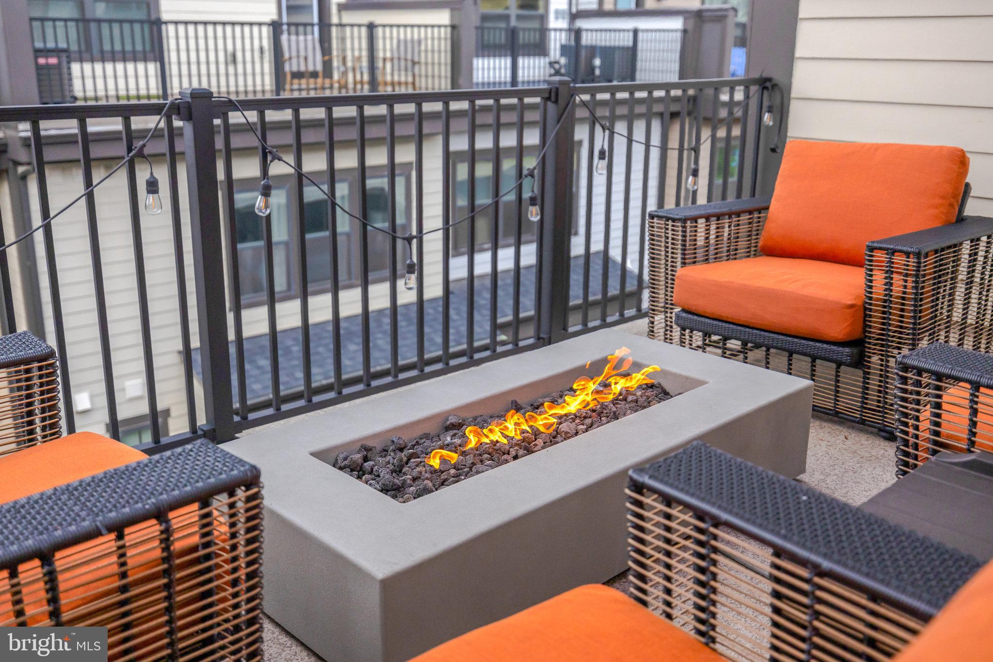 109 Market Sq NW #33