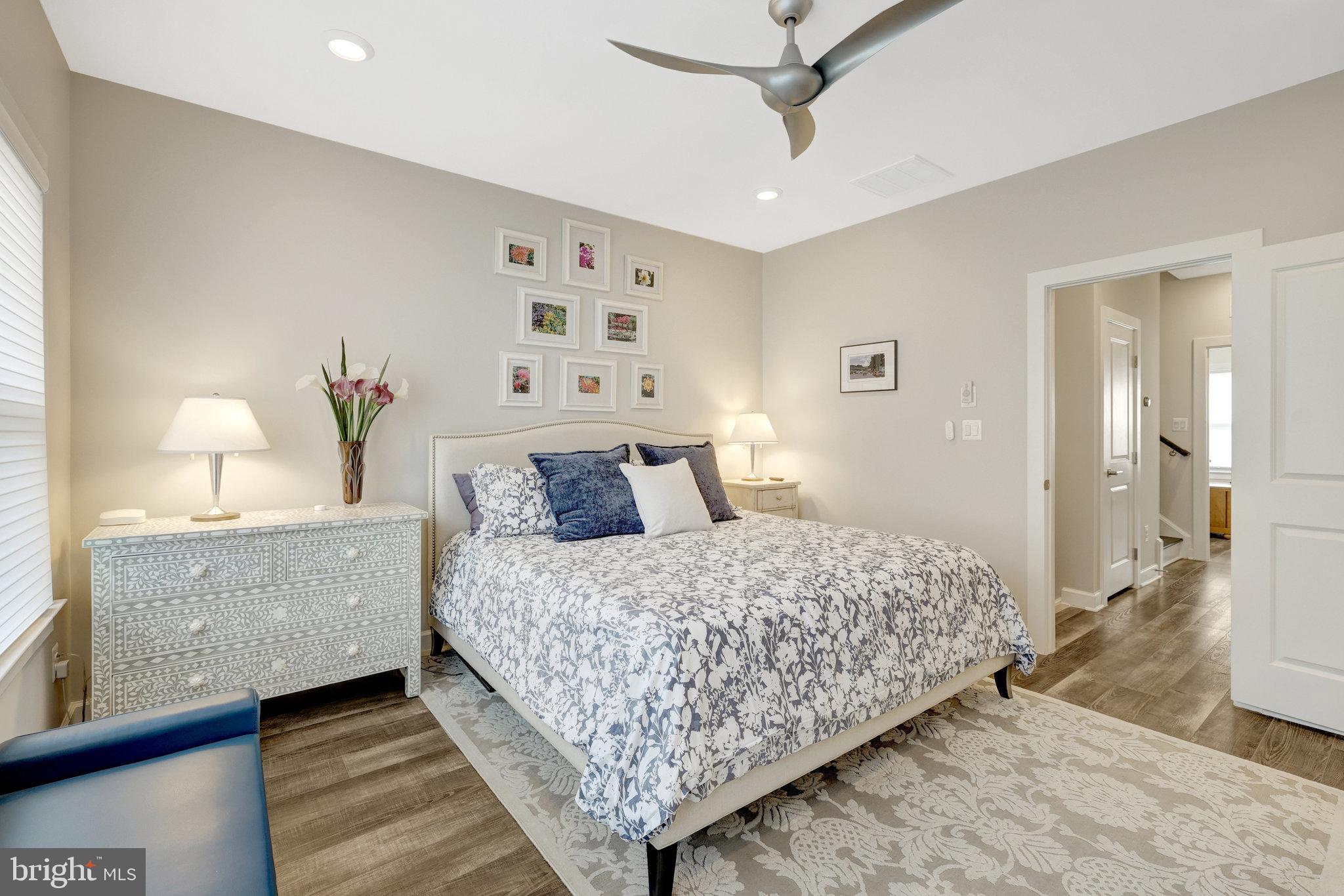 109 Market Sq NW #33