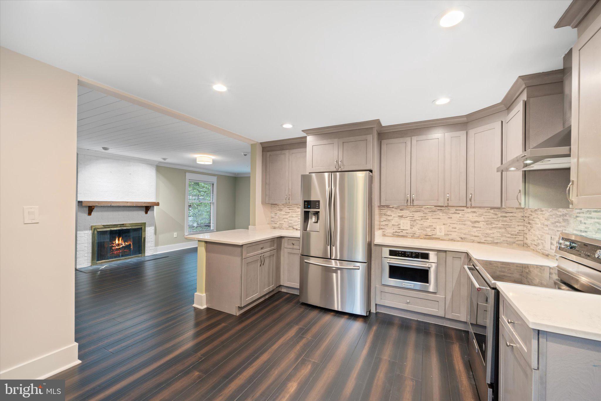 10803 CROSS SCHOOL RD