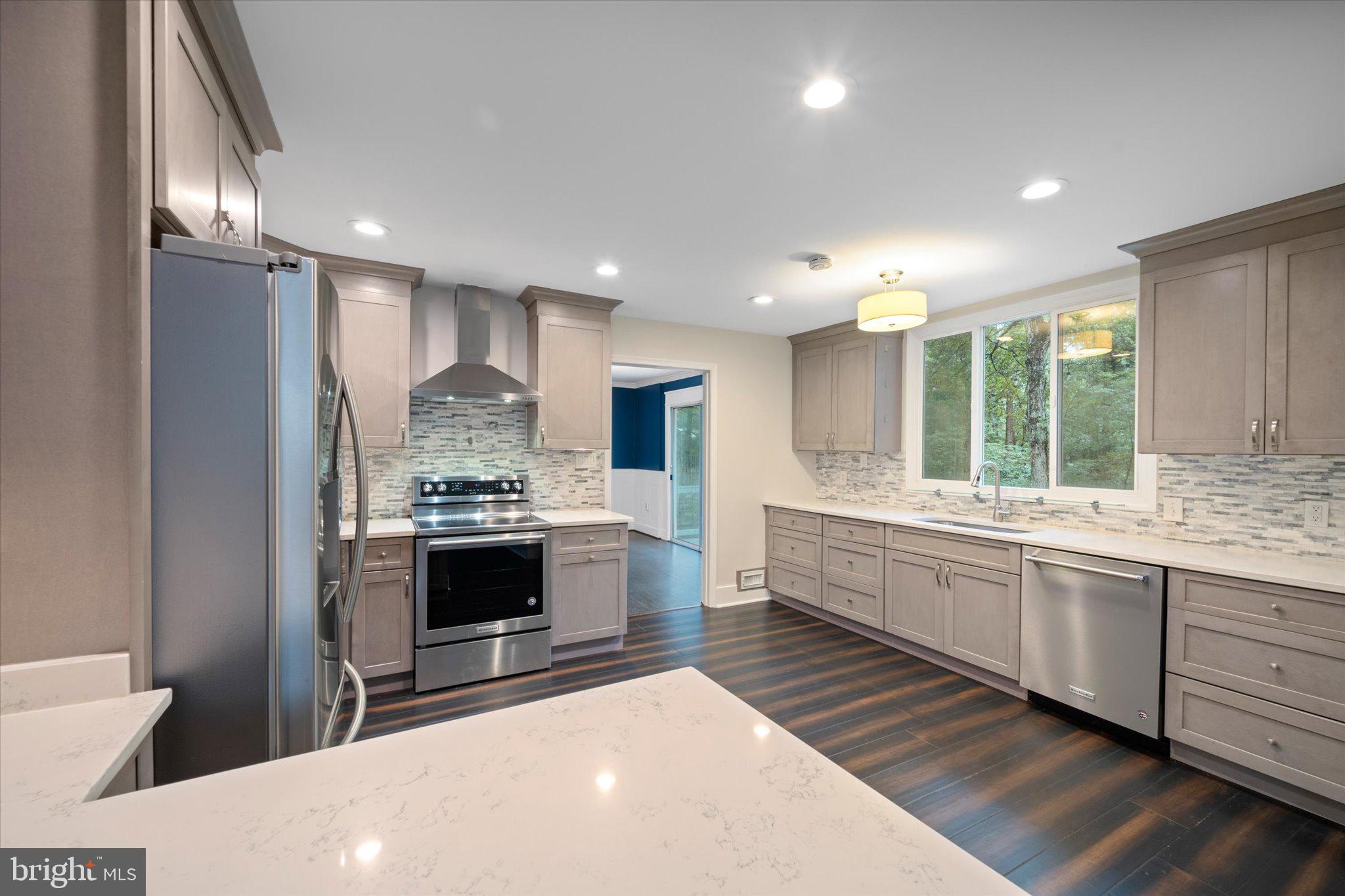 10803 CROSS SCHOOL RD