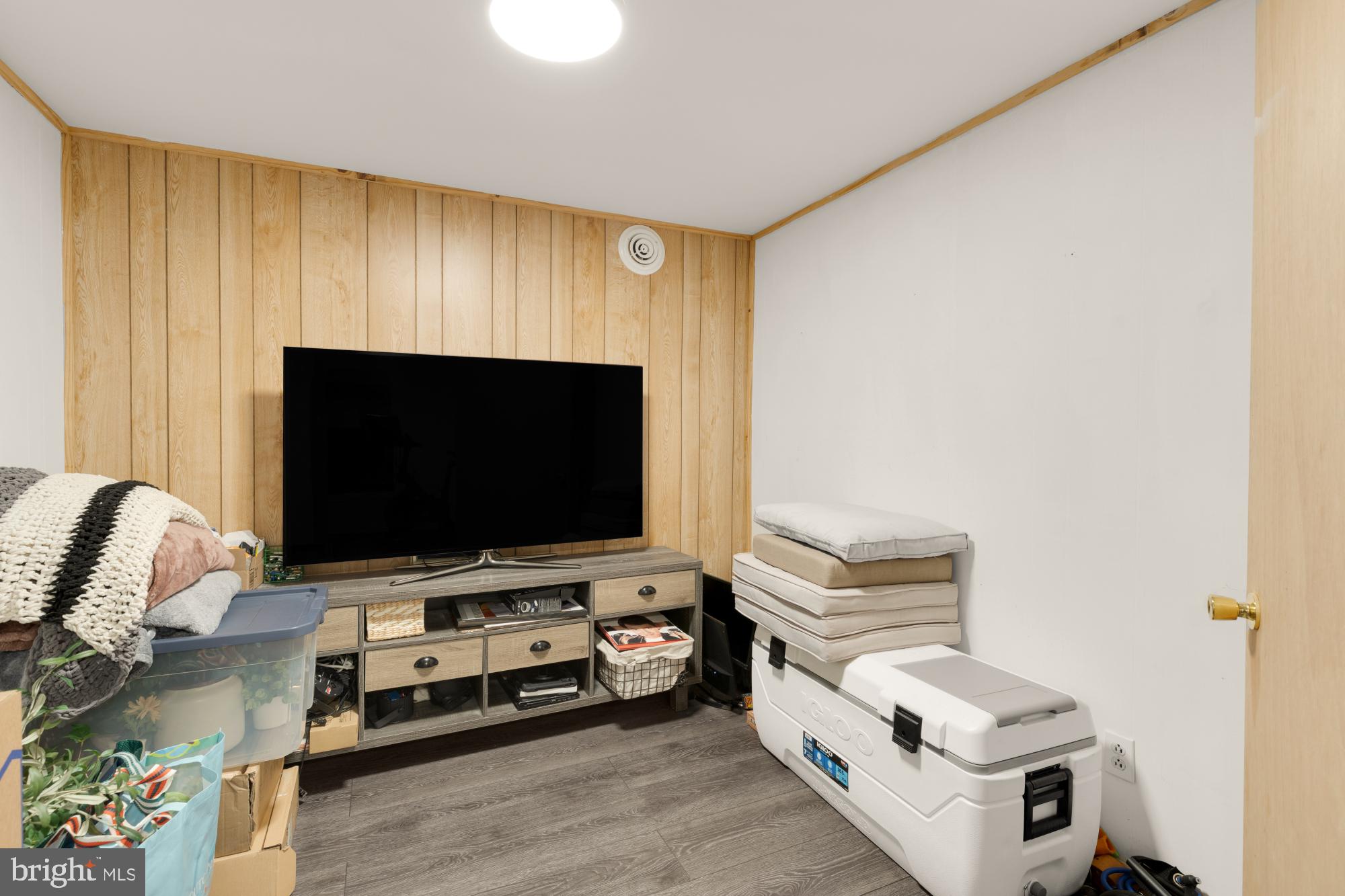 2429 ALSOP COURT