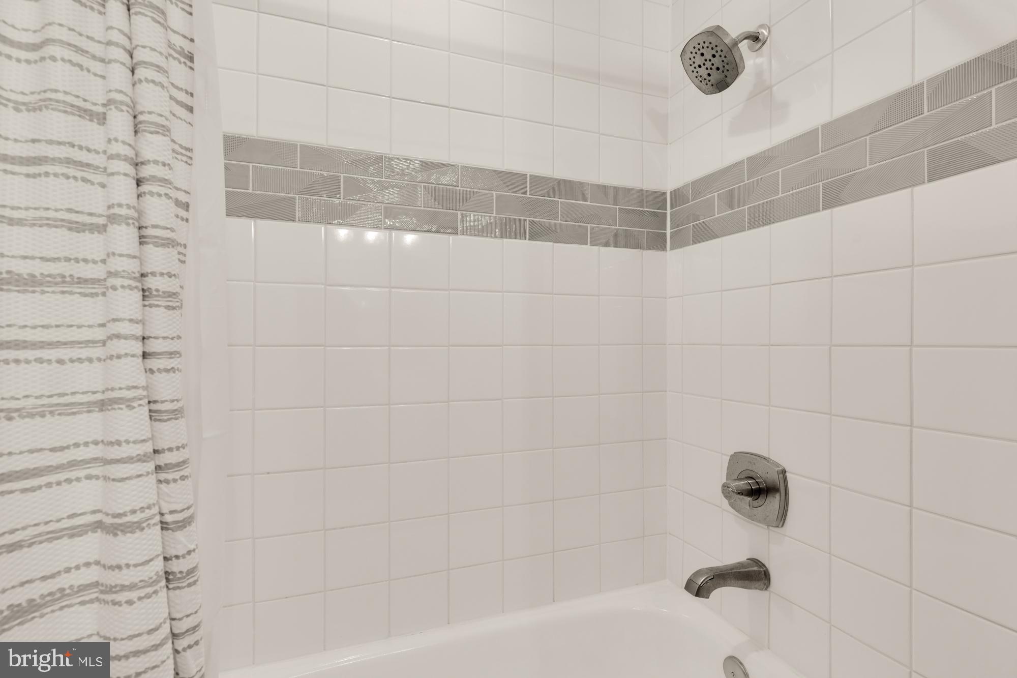 2429 ALSOP COURT