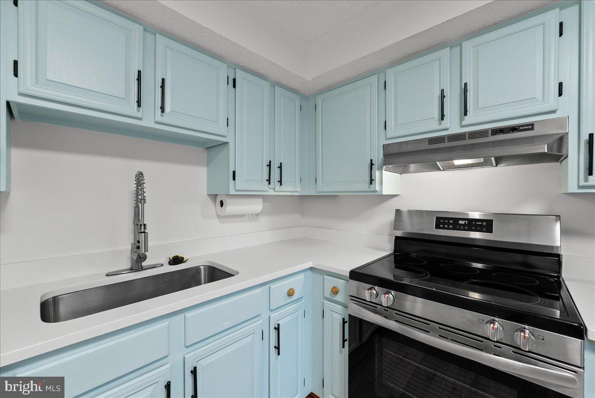 11537 IVY BUSH COURT