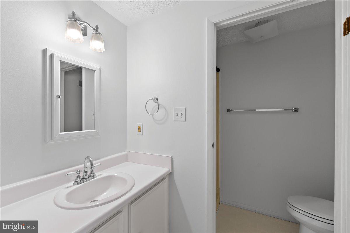 11537 IVY BUSH COURT