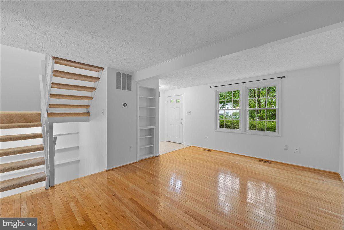 11537 IVY BUSH COURT