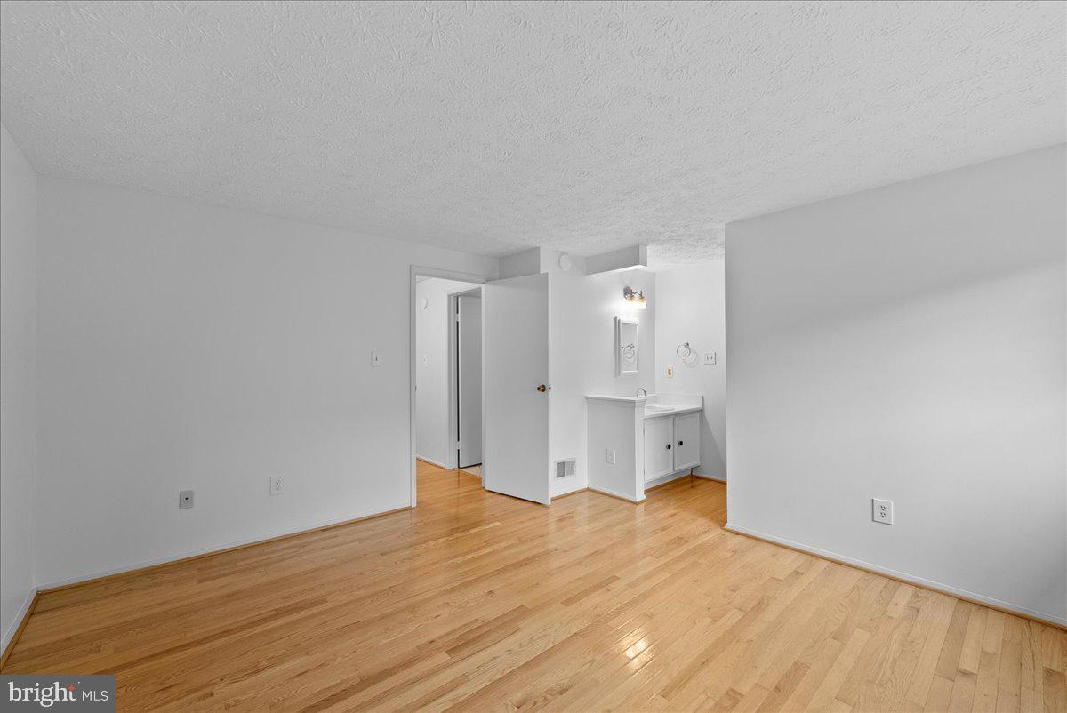 11537 IVY BUSH COURT