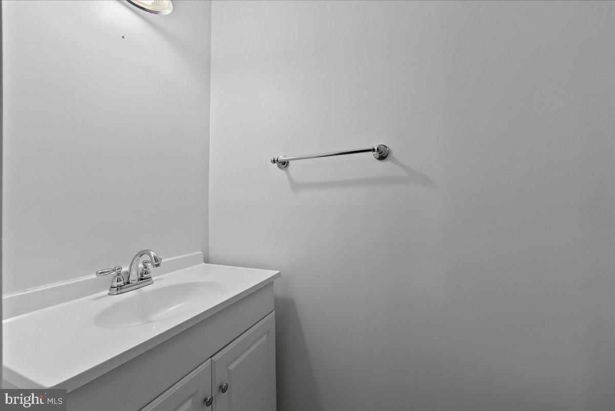 11537 IVY BUSH COURT