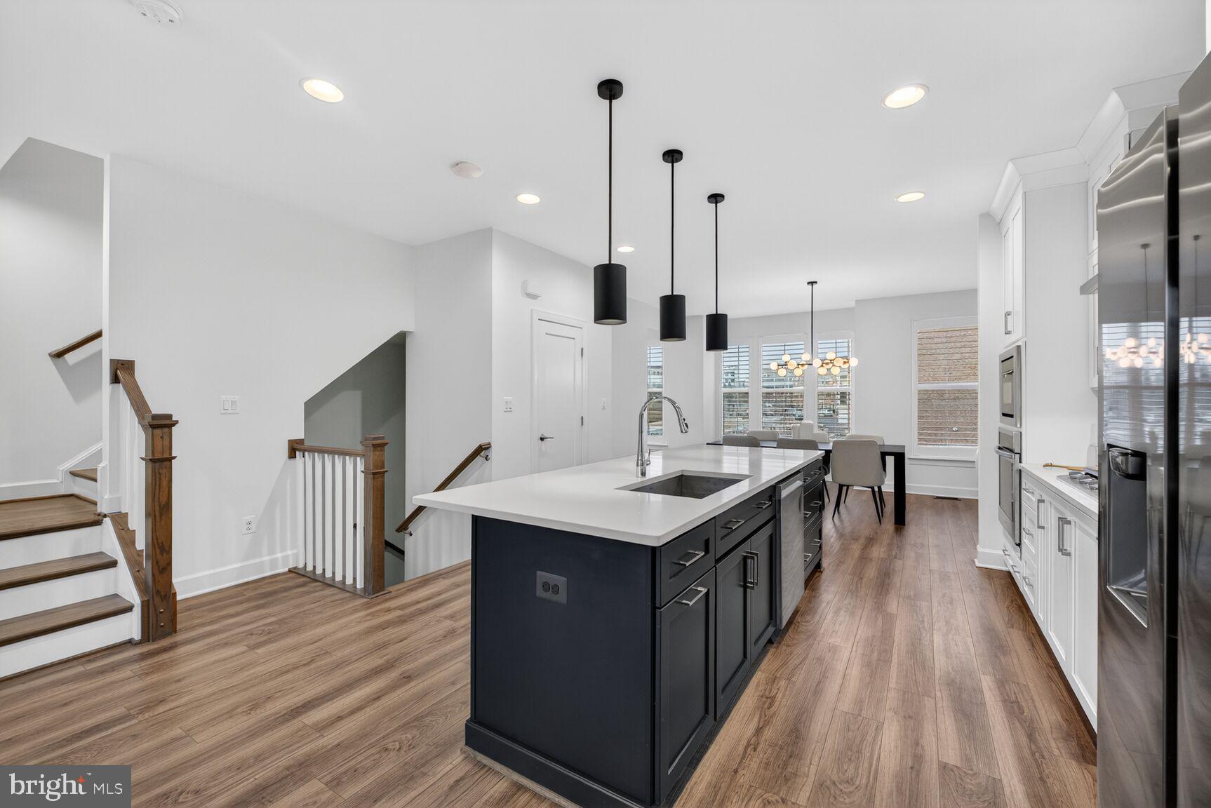 5241 RIDGEVIEW RETREAT DRIVE