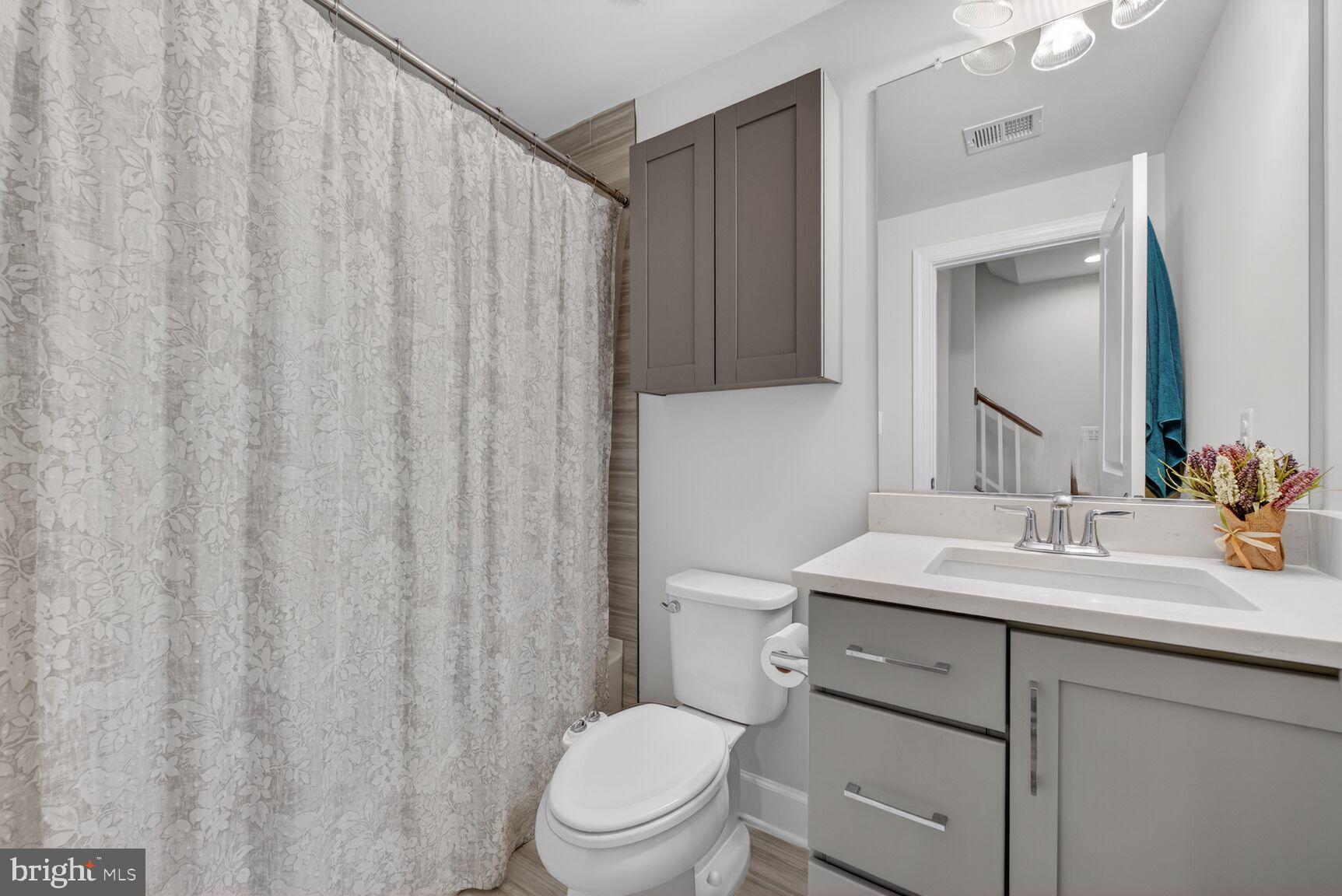 5241 RIDGEVIEW RETREAT DRIVE