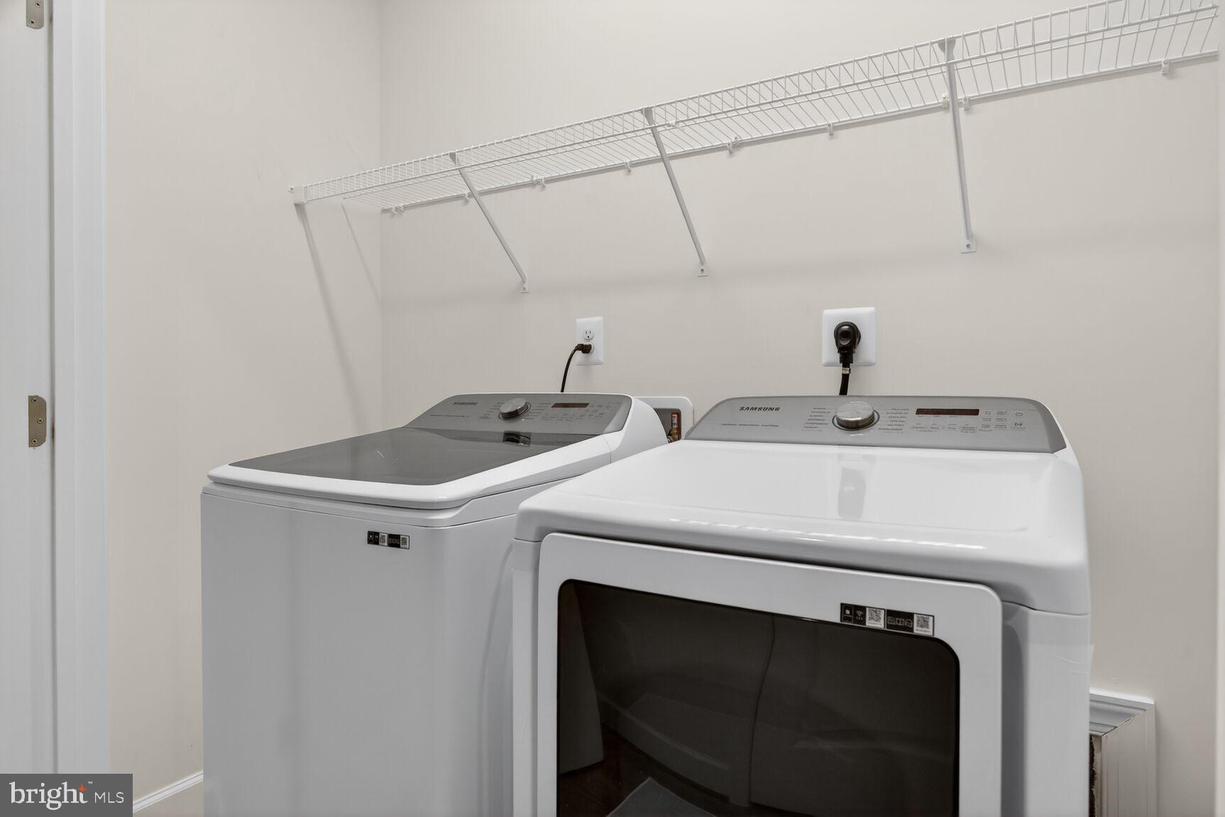 5241 RIDGEVIEW RETREAT DRIVE