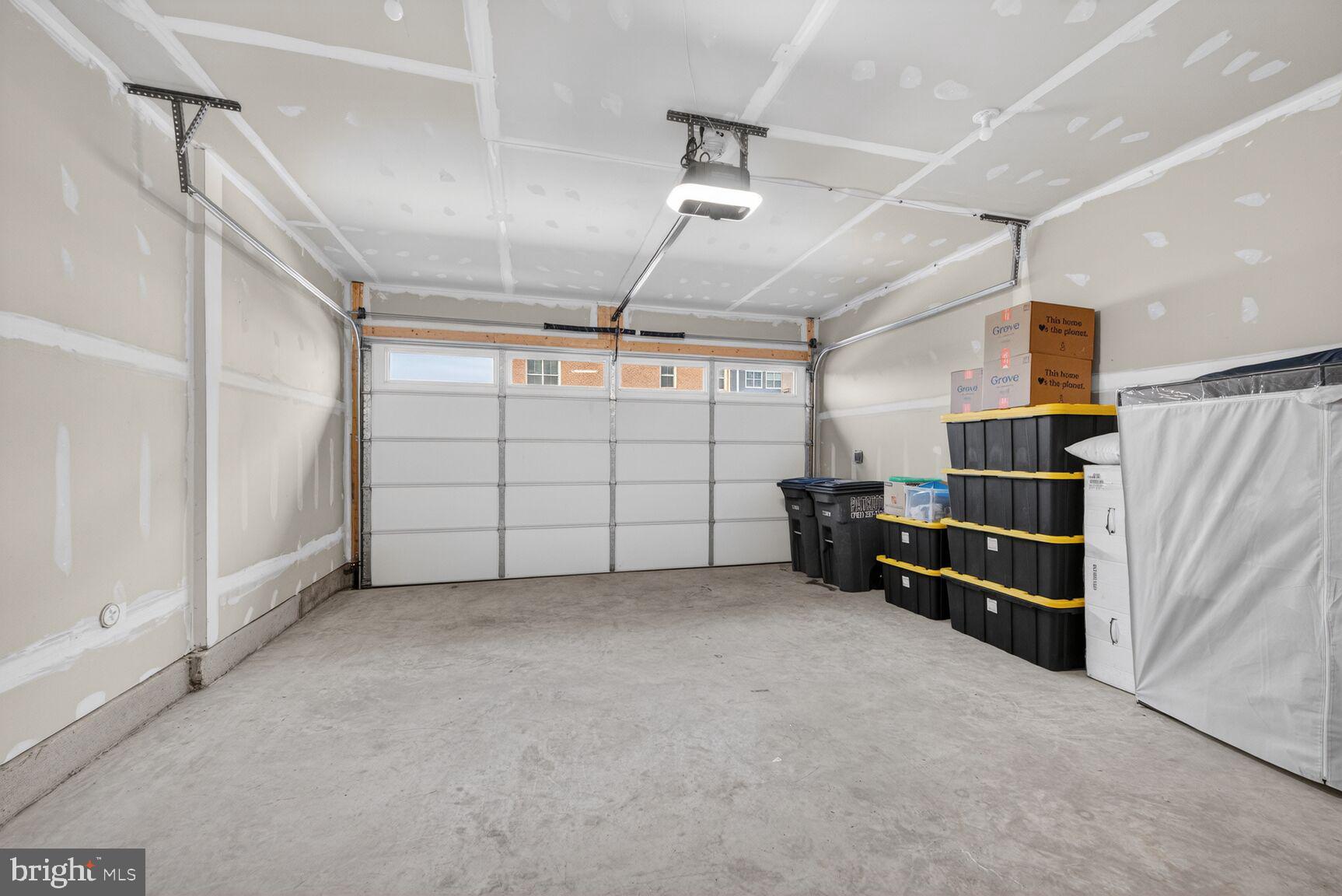 5241 RIDGEVIEW RETREAT DRIVE