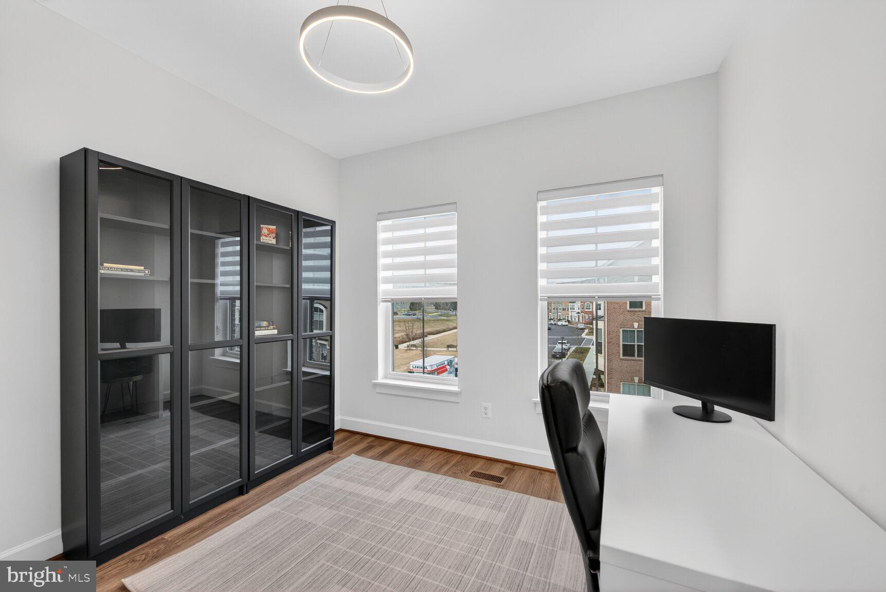 5241 RIDGEVIEW RETREAT DRIVE