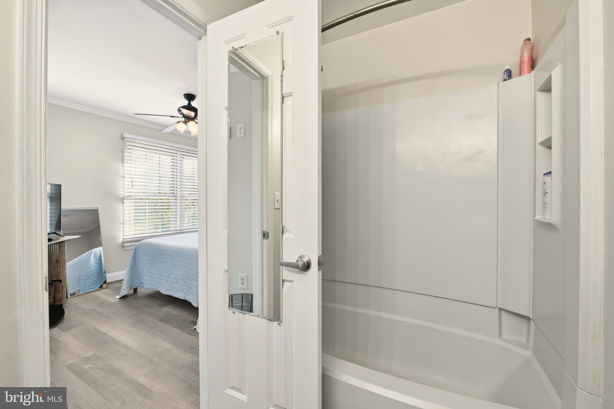 2964 KINGS STATION COURT