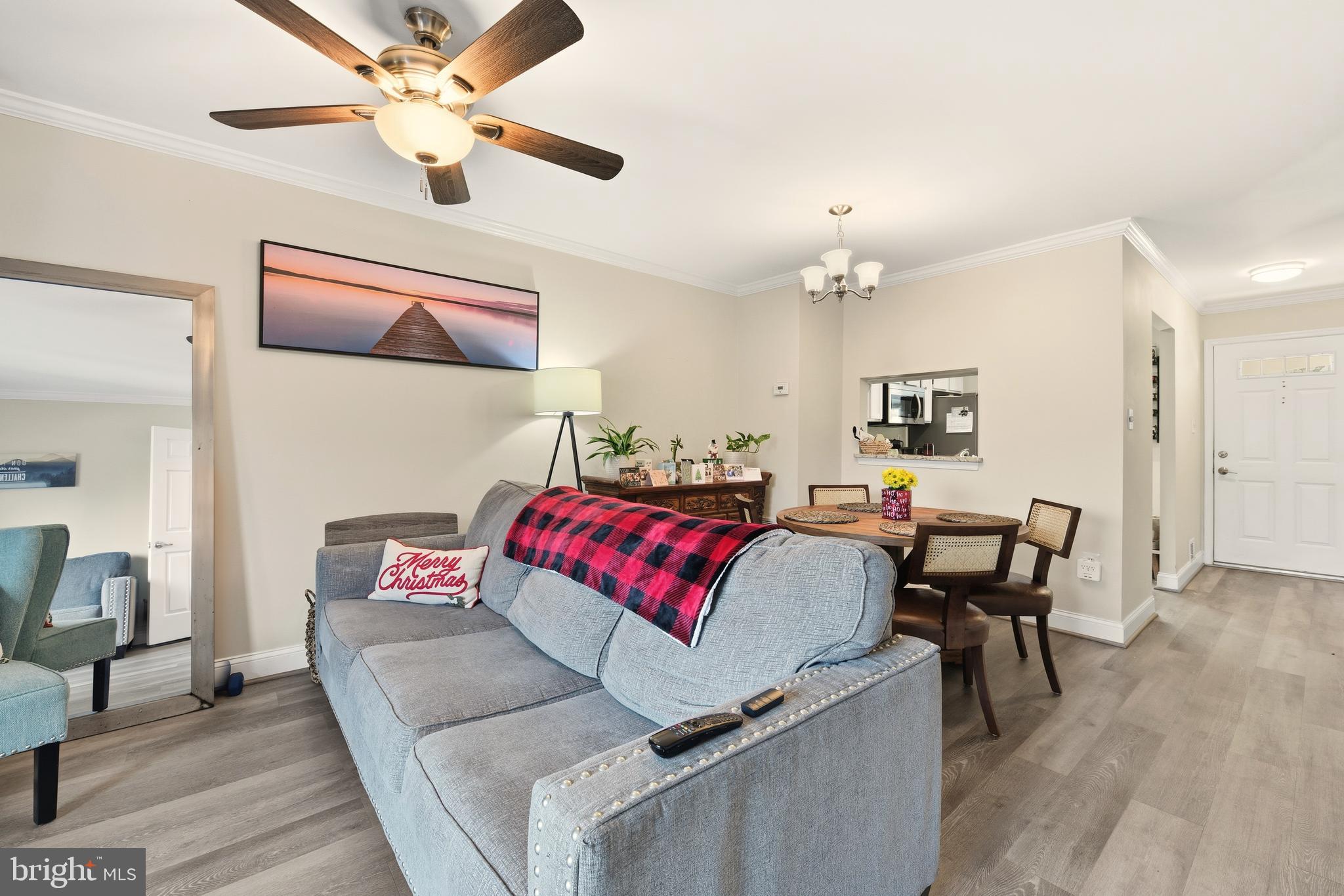 2964 KINGS STATION COURT