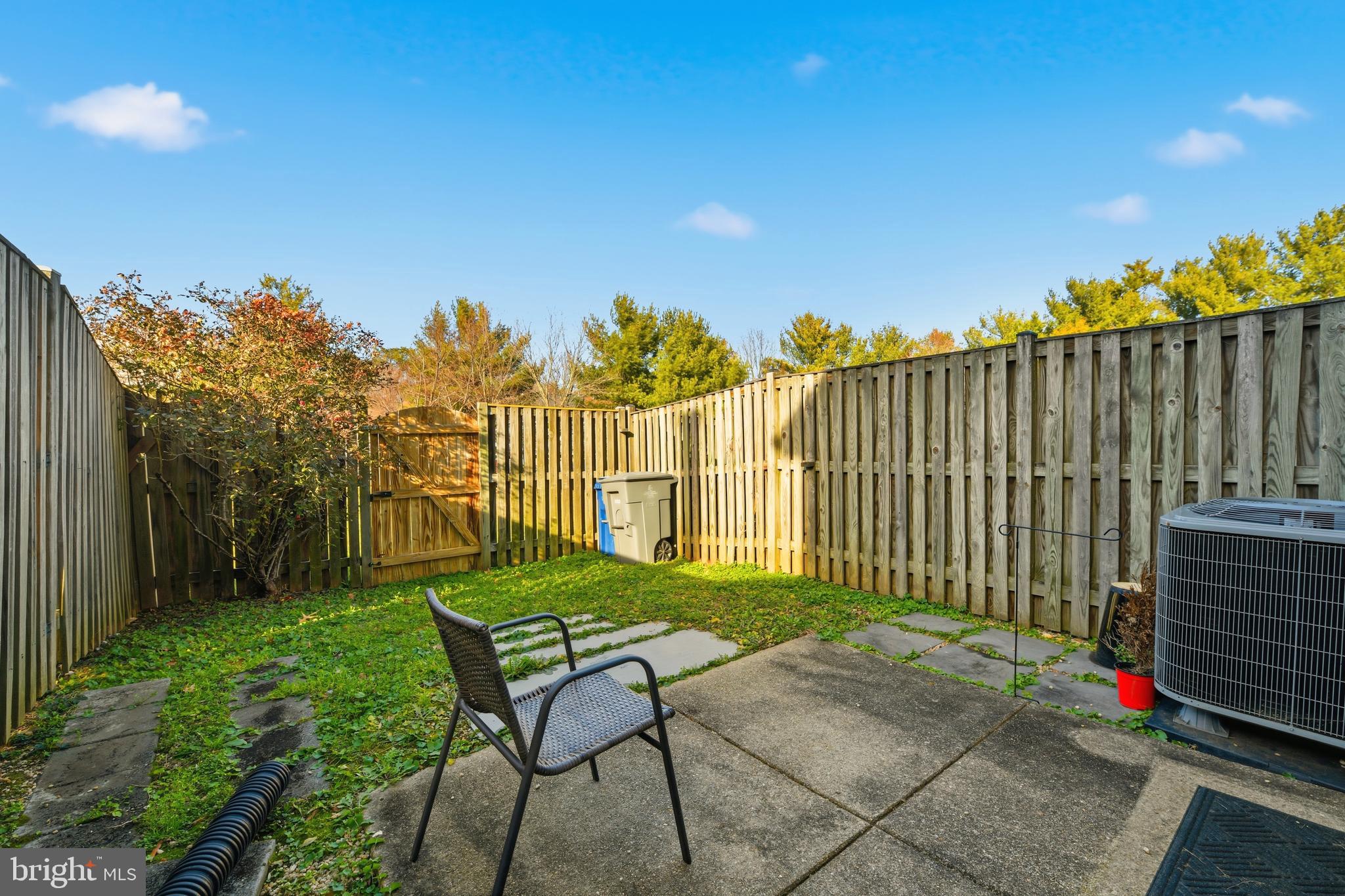 2964 KINGS STATION COURT