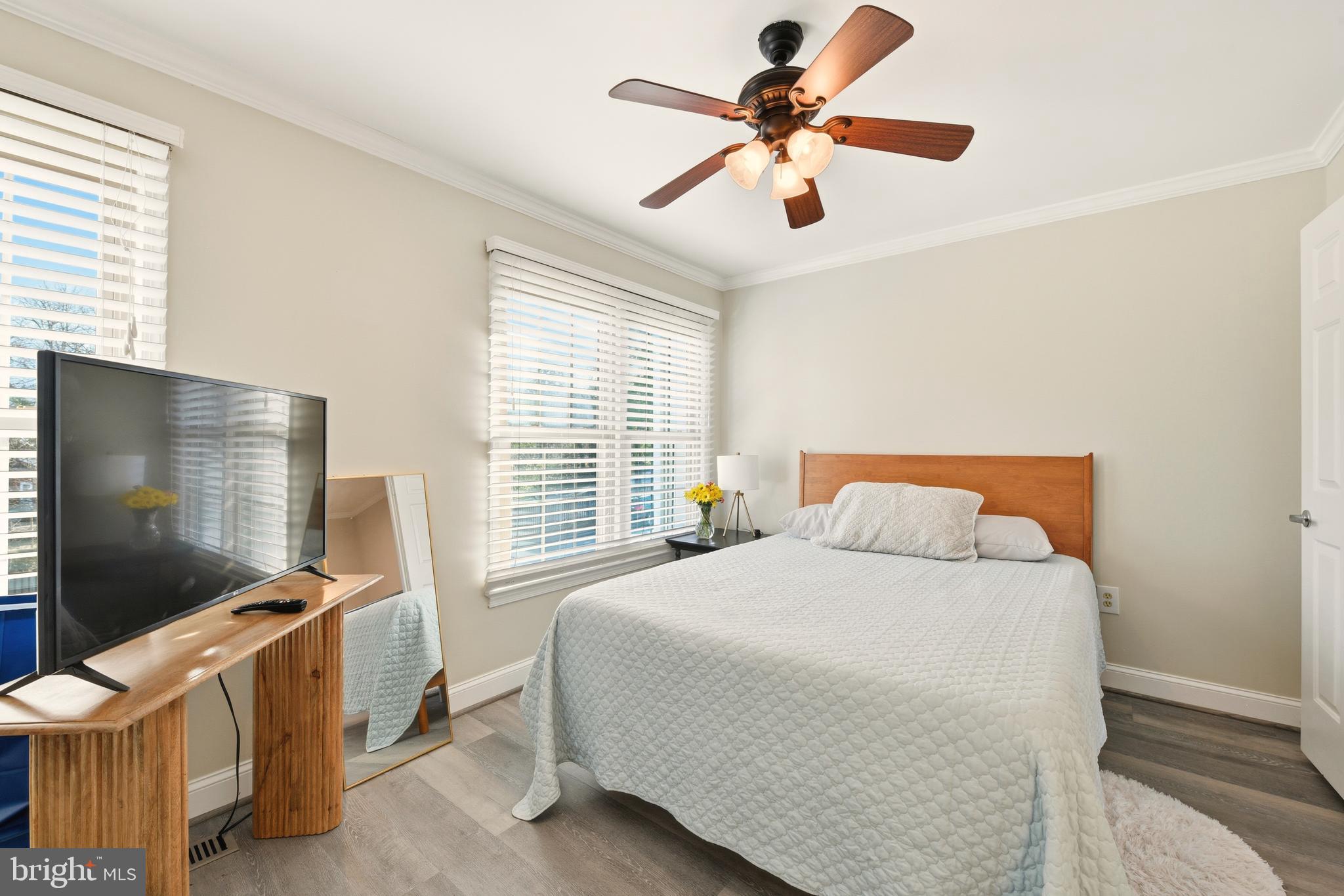 2964 KINGS STATION COURT