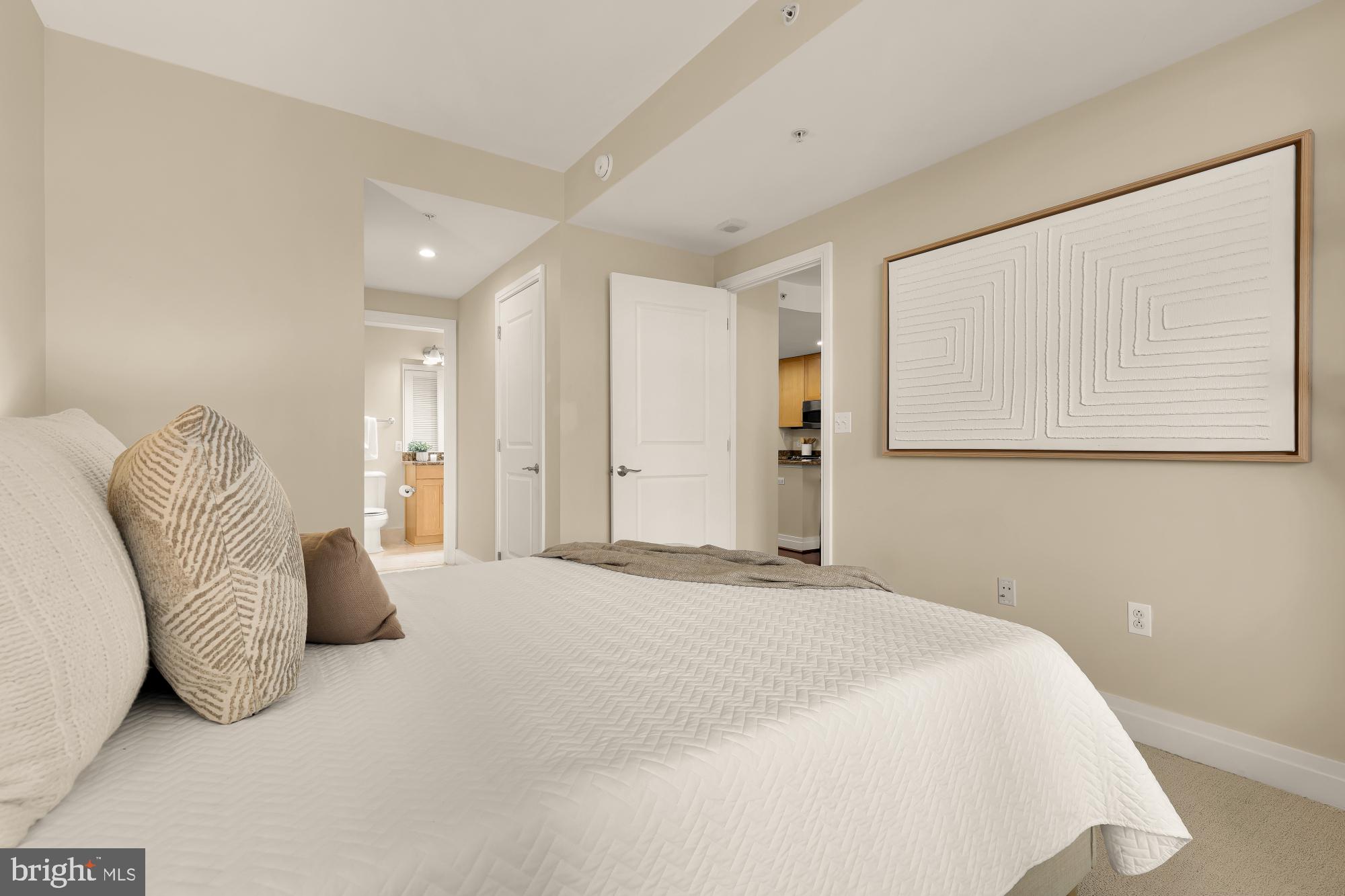 8220 CRESTWOOD HEIGHTS DRIVE 418