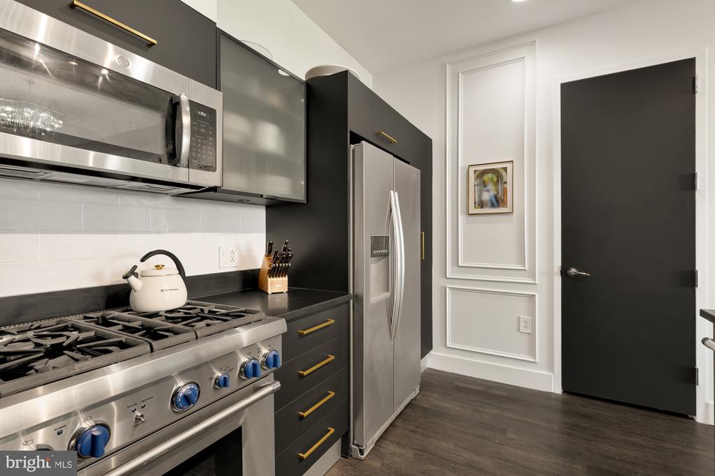12025 NEW DOMINION PARKWAY 124