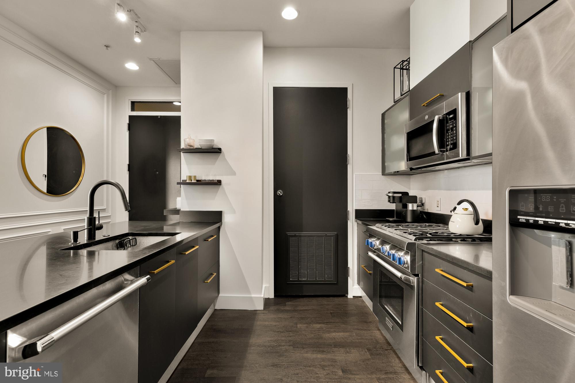 12025 NEW DOMINION PARKWAY 124