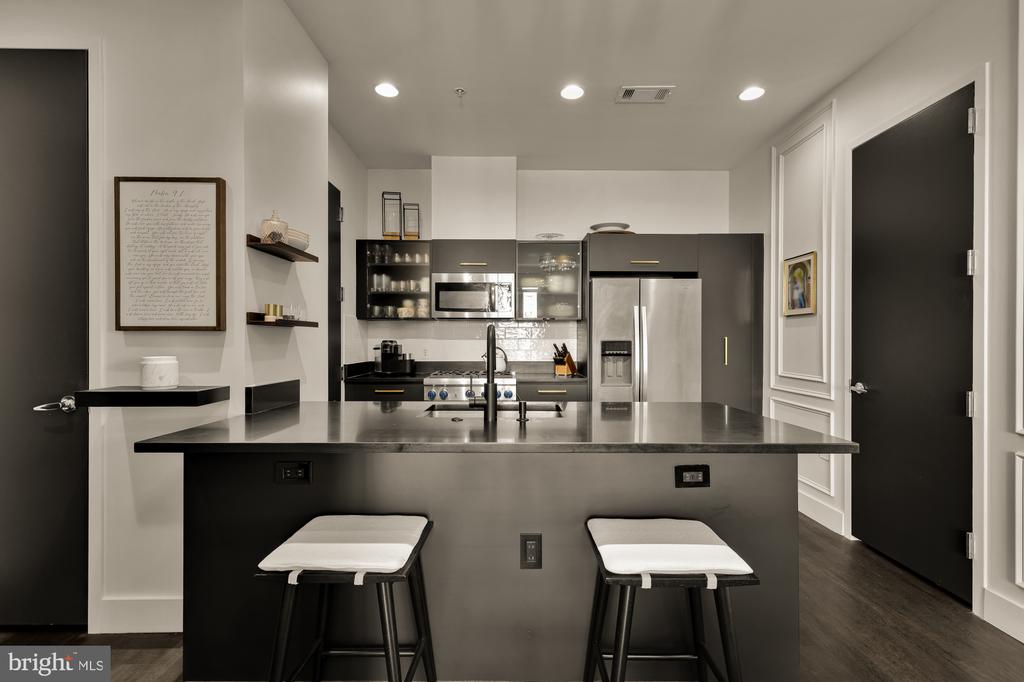 12025 NEW DOMINION PARKWAY 124