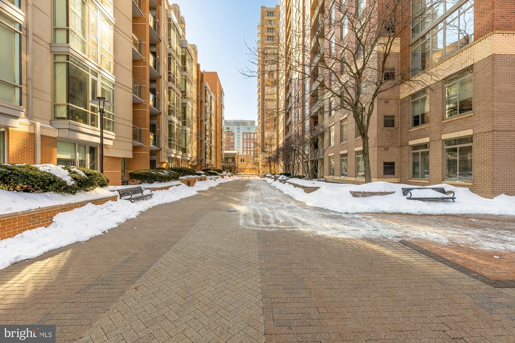 12025 NEW DOMINION PARKWAY 124