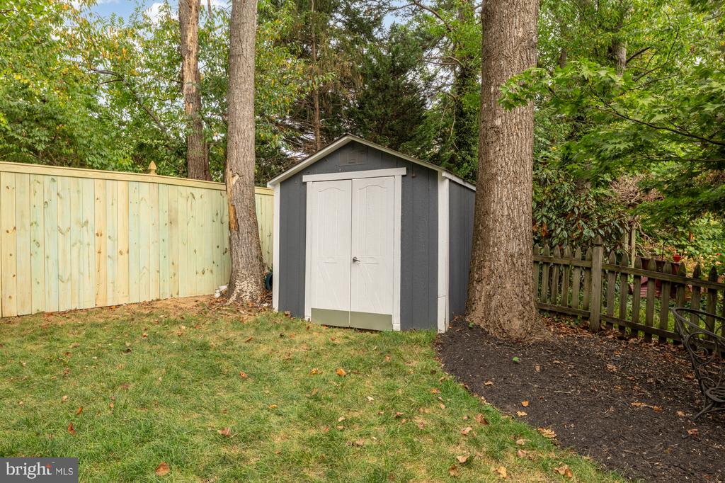 11688 STOCKBRIDGE LANE