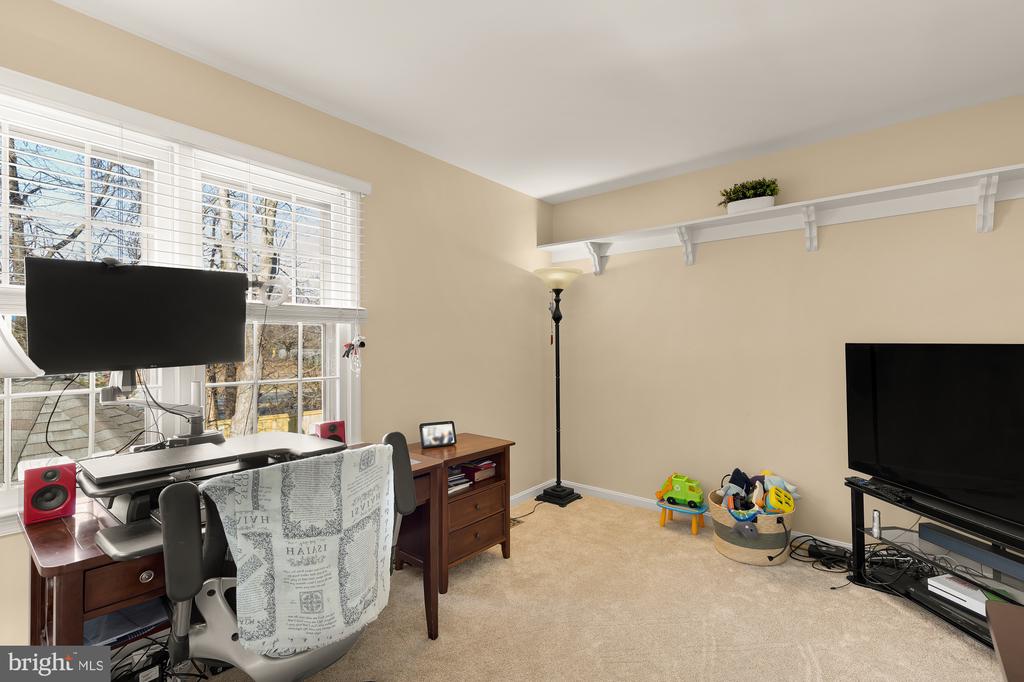 11688 STOCKBRIDGE LANE