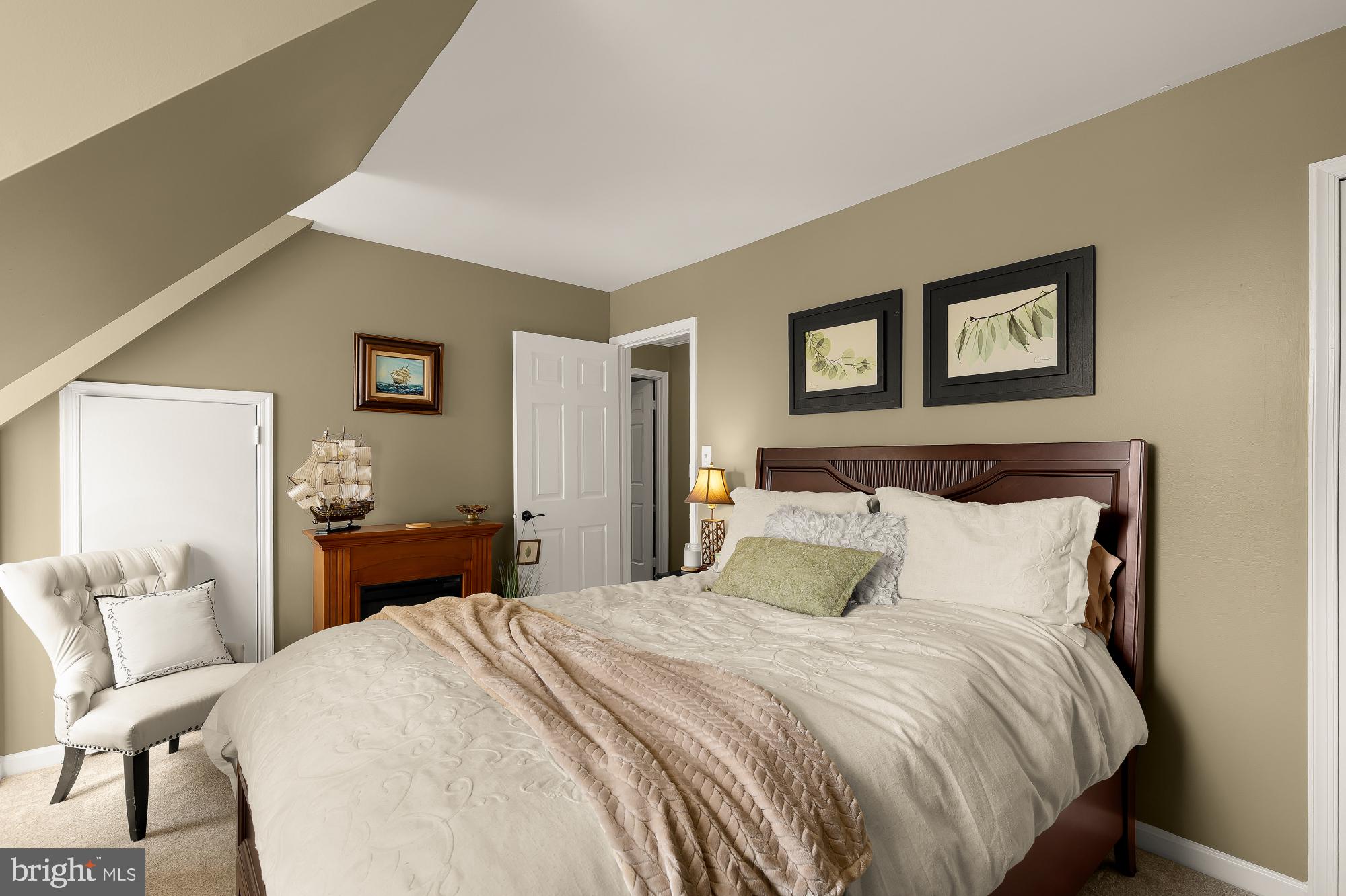 11688 STOCKBRIDGE LANE