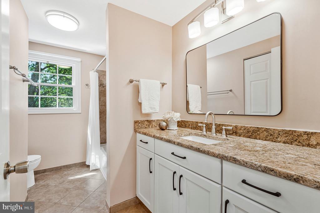 13157 BRYNWOOD COURT