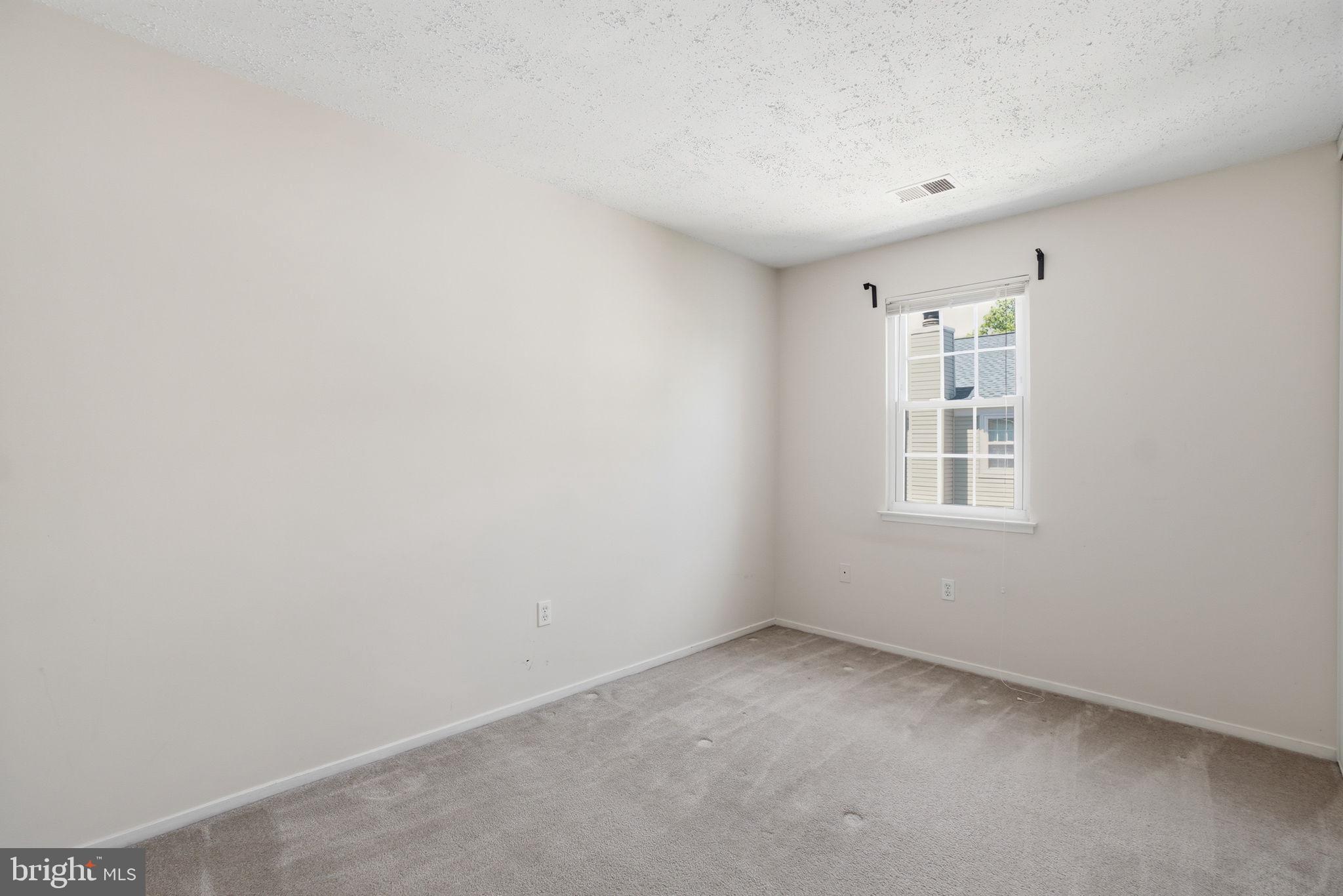 2391 HUNTERS SQUARE COURT
