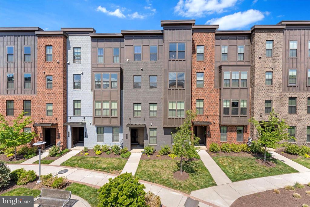 12915 SUNRISE RIDGE ALLEY 74
