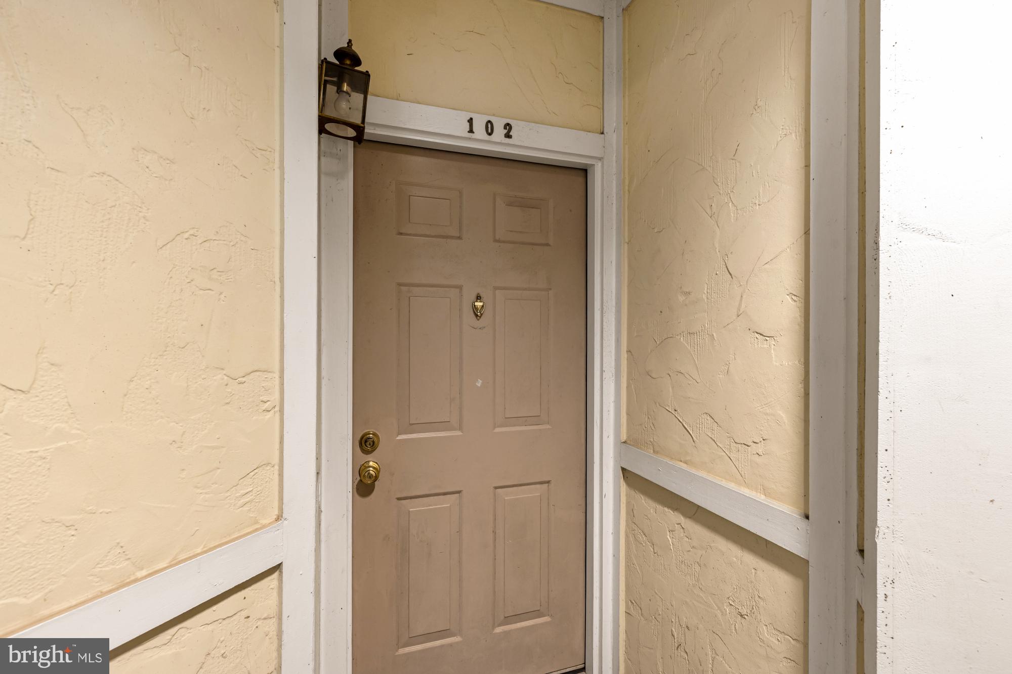 12909 ALTON SQUARE 102